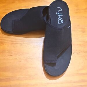 Ryka Black Margo Slide Size 10 Wide.